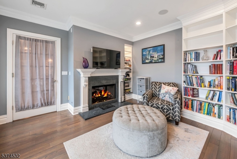 Pines Lake - Residential