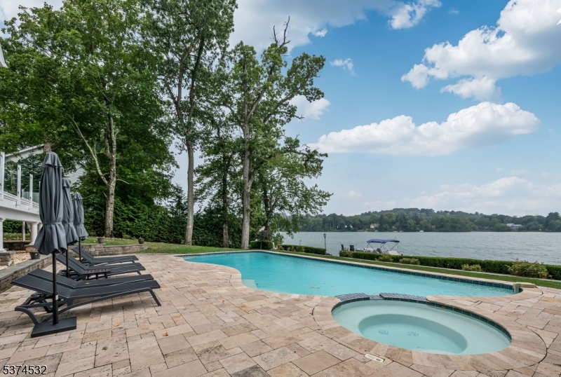 Pines Lake - Residential