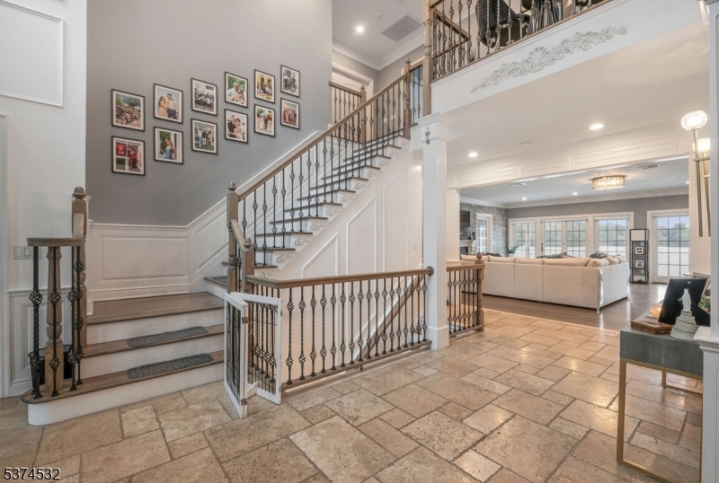 Pines Lake - Residential