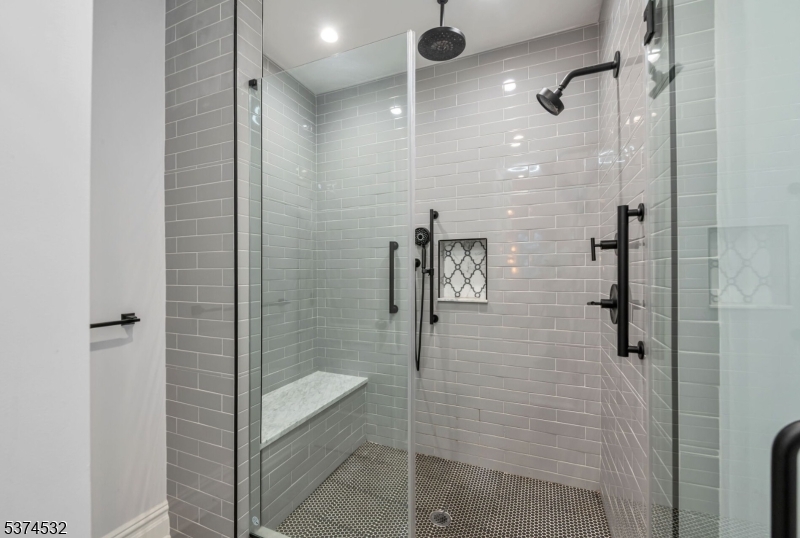 Pines Lake - Residential