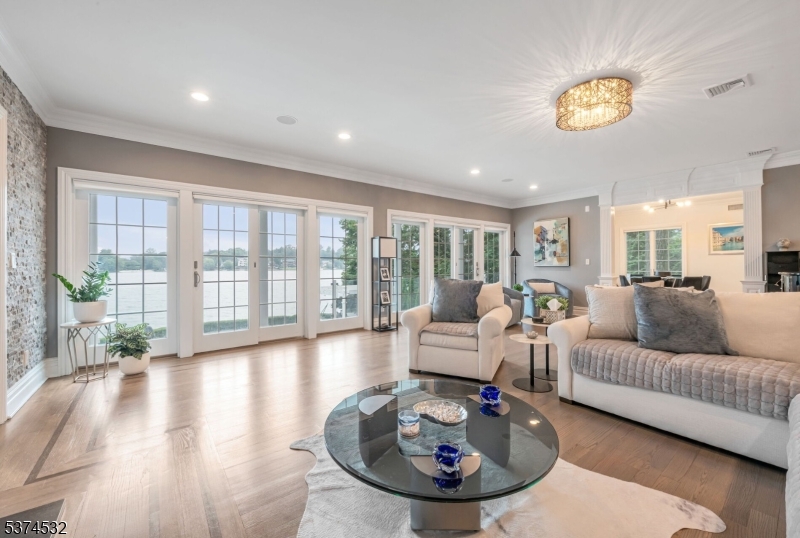 Pines Lake - Residential