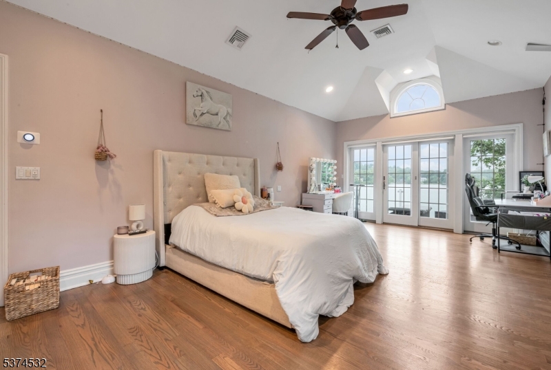 Pines Lake - Residential