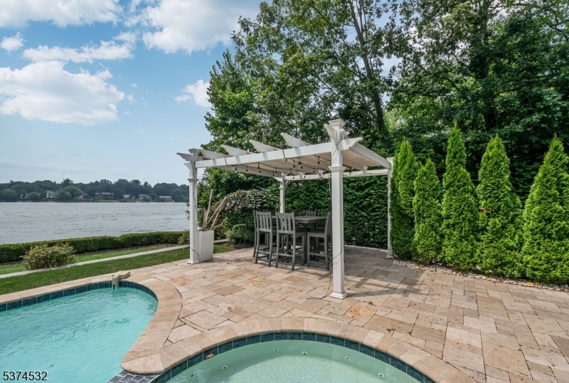 Pines Lake - Residential