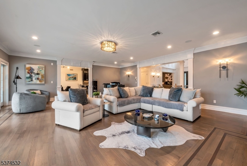 Pines Lake - Residential