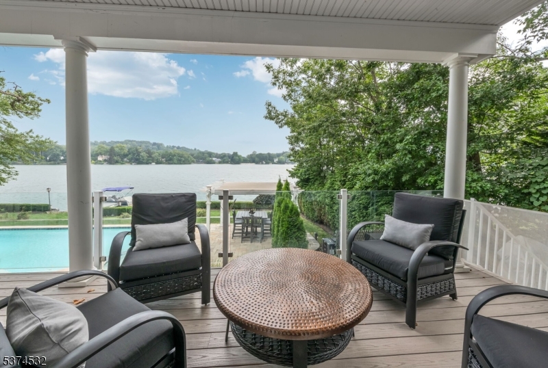 Pines Lake - Residential