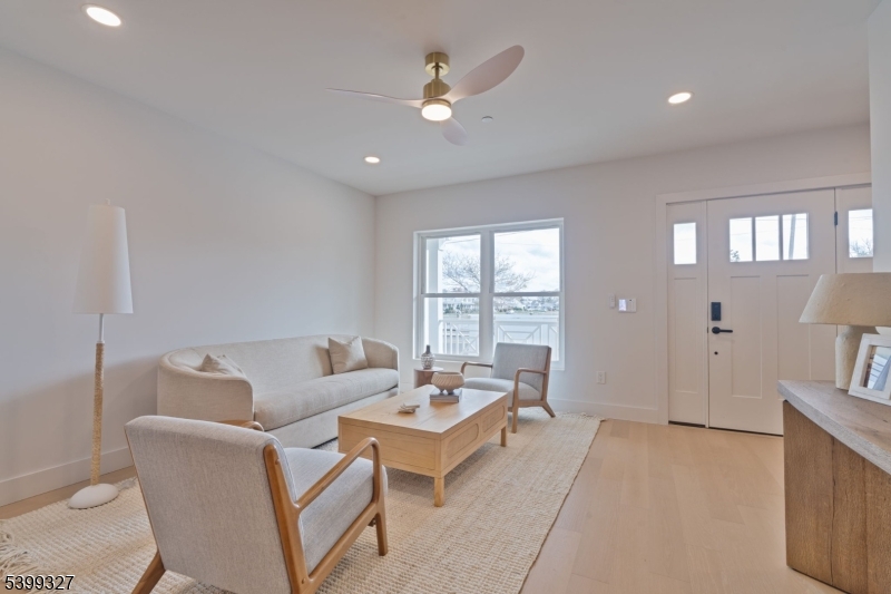 Avon Lakeview Townhomes - Residential