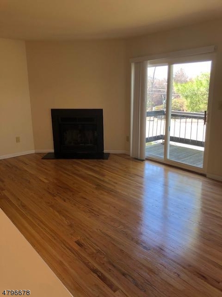 BEACON HILL - Residential Lease