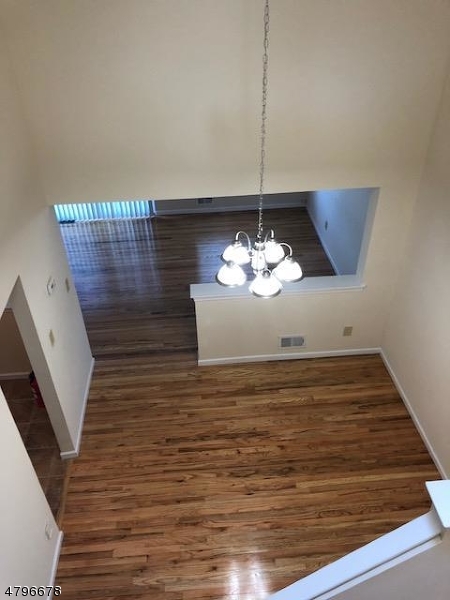 BEACON HILL - Residential Lease