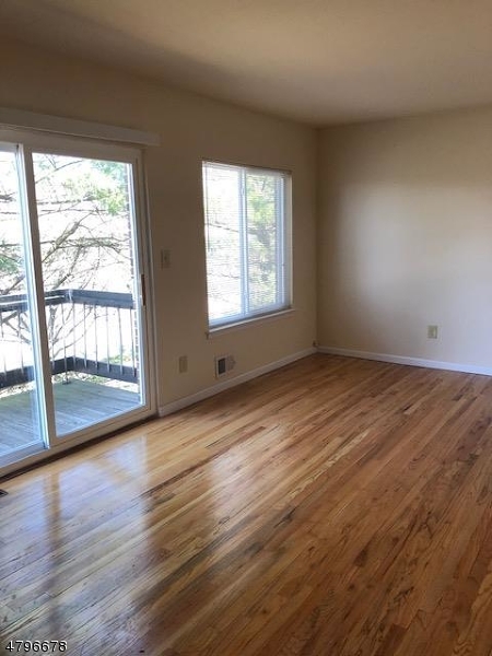 BEACON HILL - Residential Lease