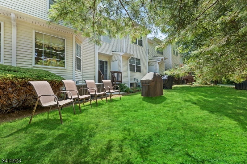 Montgomery Hills - Residential