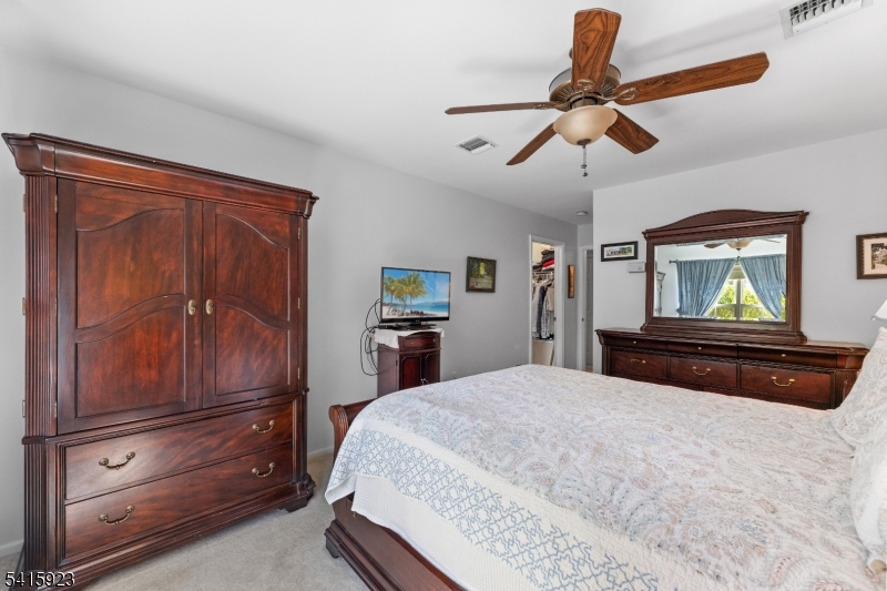 Montgomery Hills - Residential