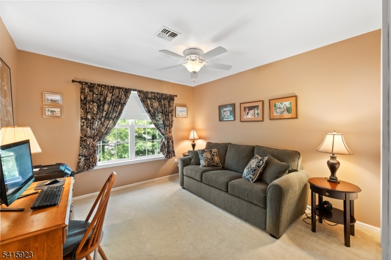 Montgomery Hills - Residential