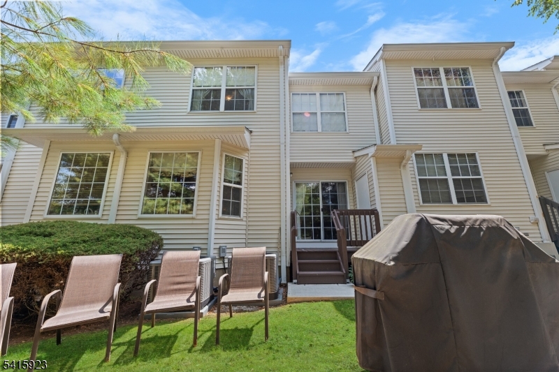 Montgomery Hills - Residential