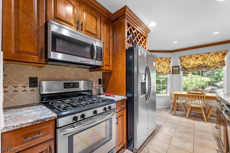 Montgomery Hills - Residential