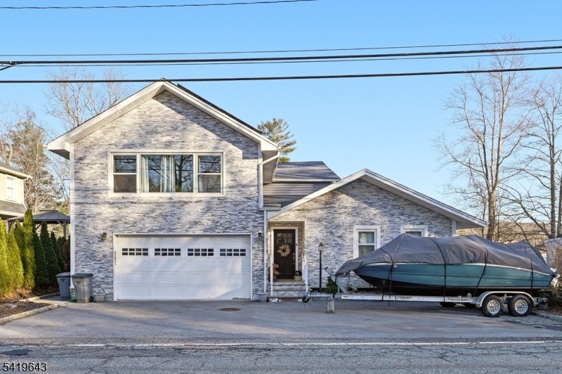 Upper Greenwood Lake - Residential