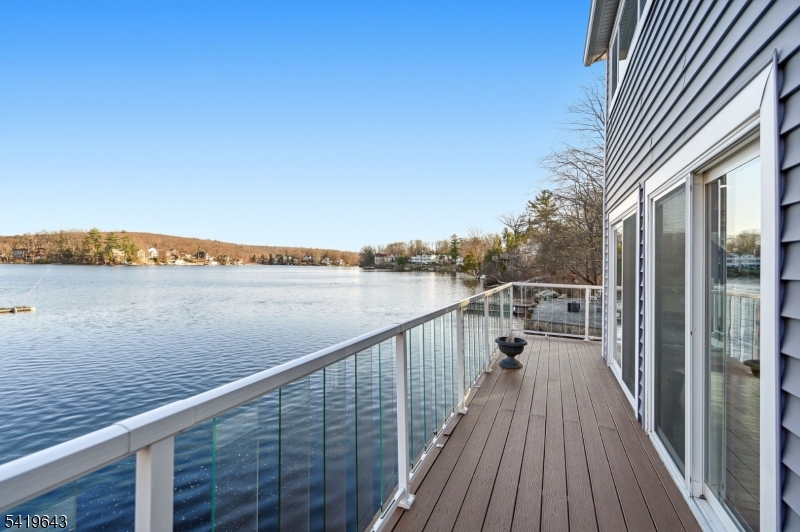 Upper Greenwood Lake - Residential