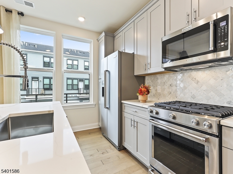 Link at W Squared - Residential Lease