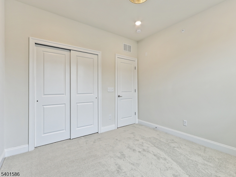 Link at W Squared - Residential Lease