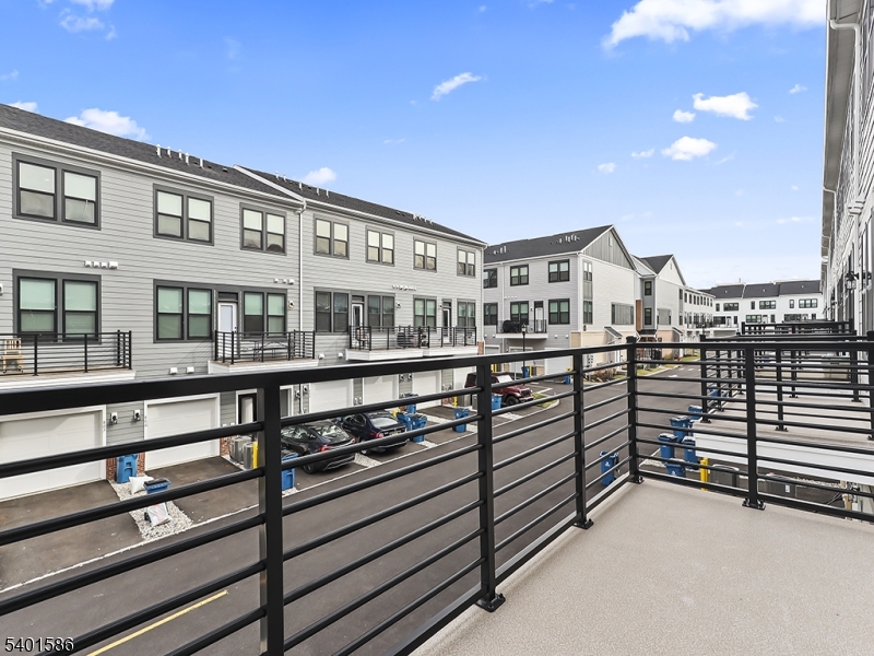 Link at W Squared - Residential Lease