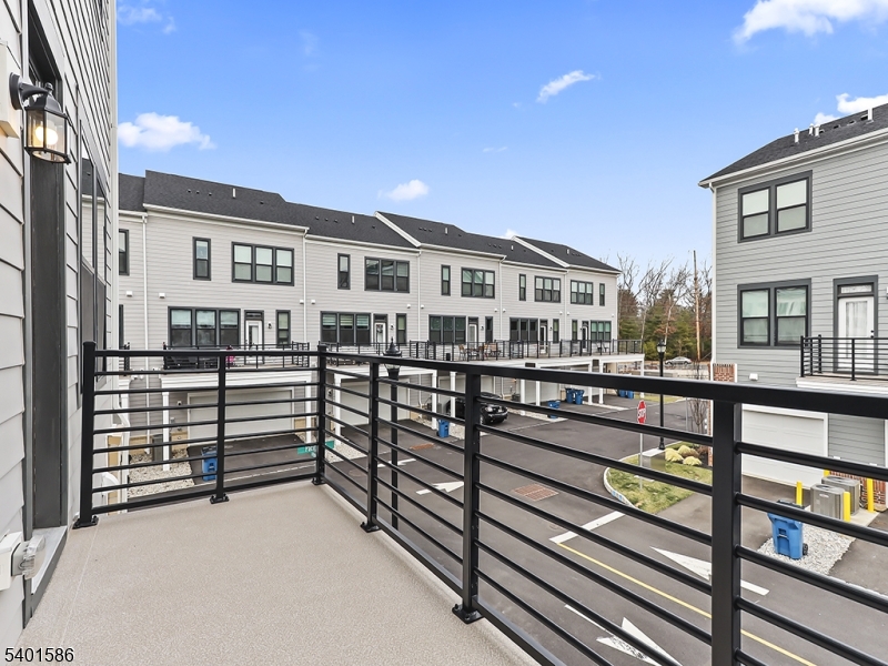 Link at W Squared - Residential Lease