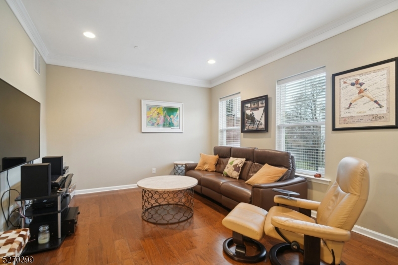 Morristown Square - Residential