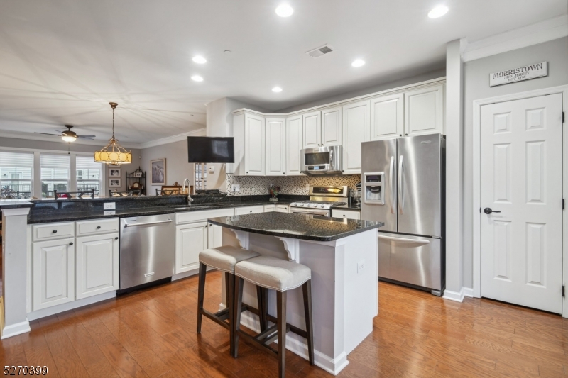 Morristown Square - Residential