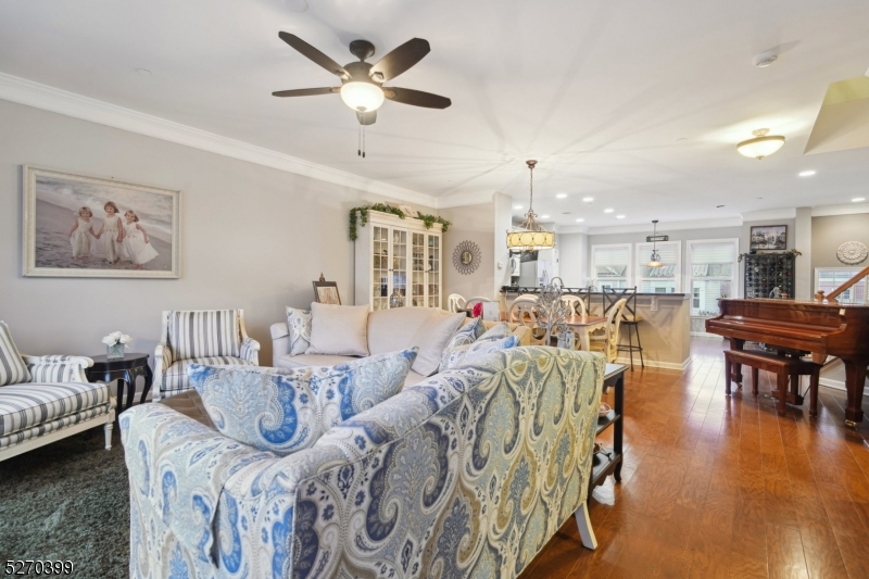 Morristown Square - Residential