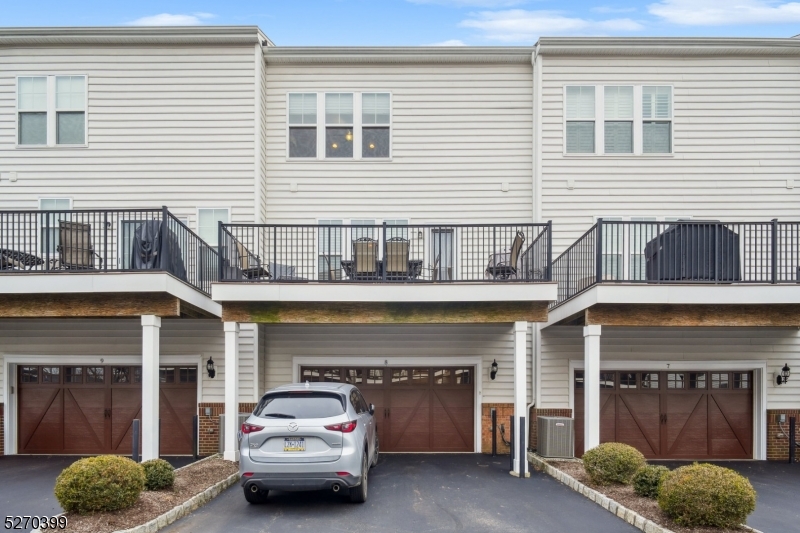 Morristown Square - Residential