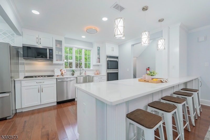 Pleasantdale - Residential