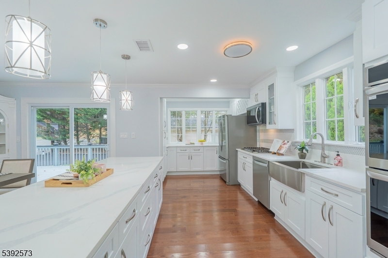 Pleasantdale - Residential