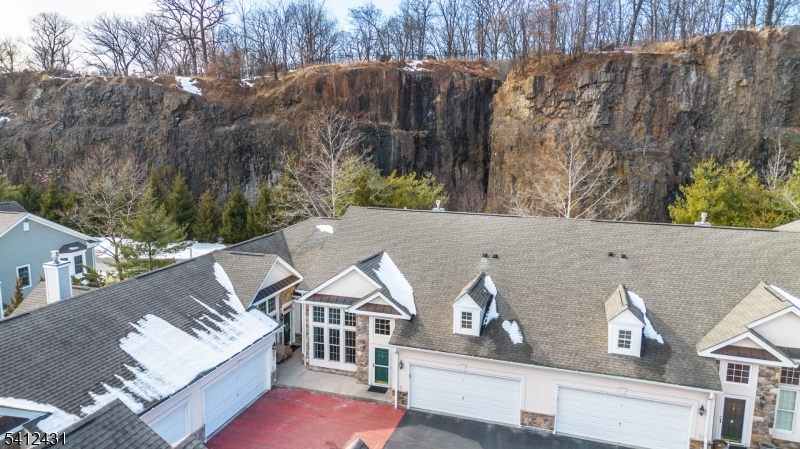 Four Seasons at Great Notch - Residential