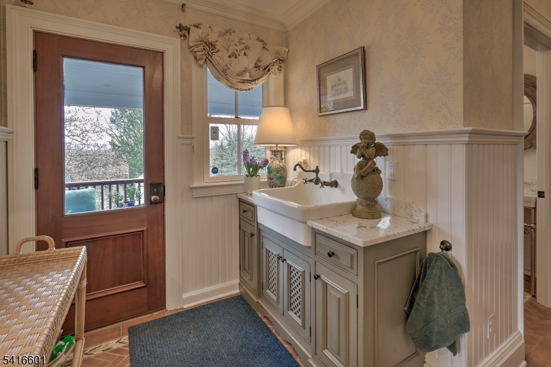 Basking Ridge village - Residential