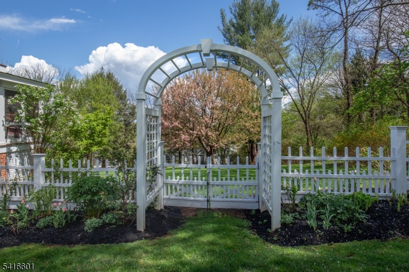 Basking Ridge village - Residential