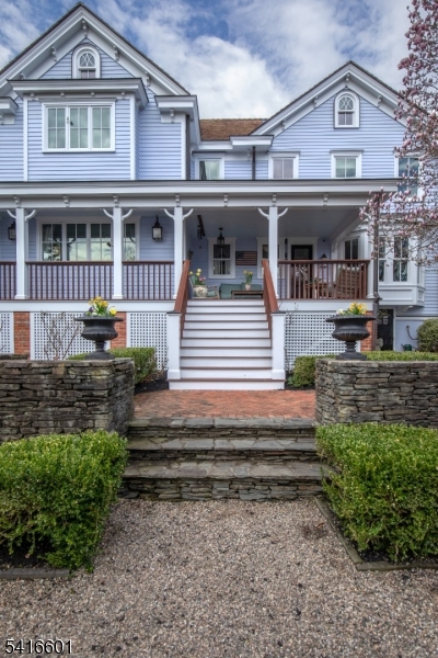 Basking Ridge village - Residential