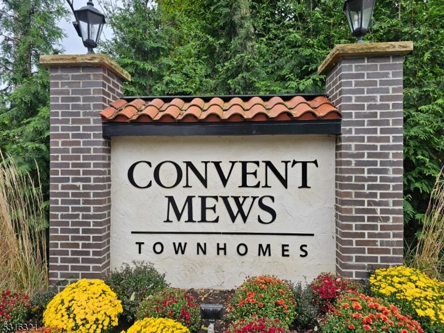 Large 2br, 2.1ba townhouse near the heart of Morristown. Large primary bedroom with en-suite bathroom and walk in closet. 2nd bedroom is equally large with ample closet space. High ceilings. Convenient to Morristown, train, highways.