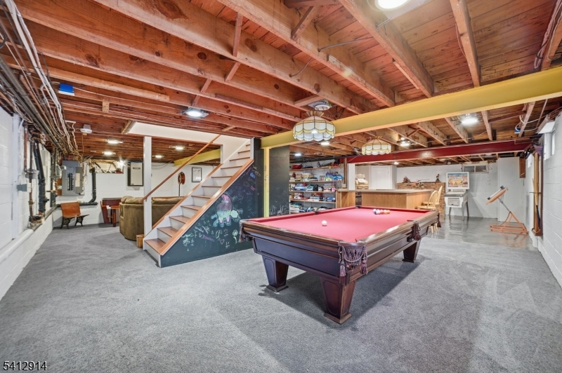 Rolling Hill - Residential