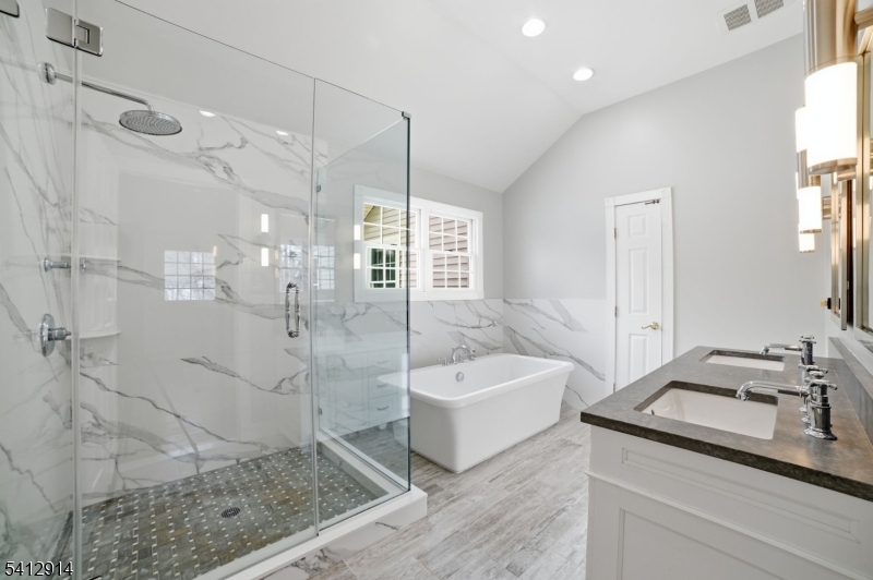 Rolling Hill - Residential