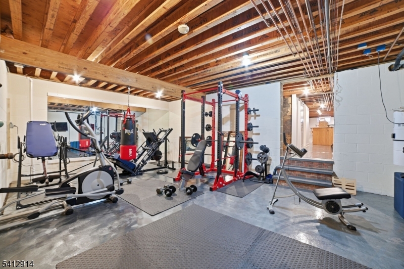 Rolling Hill - Residential