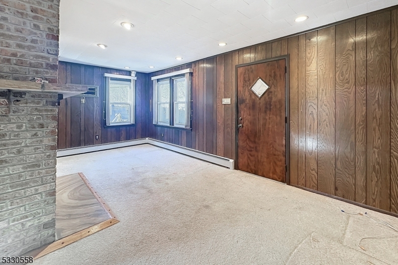 Crystal Woods - Residential