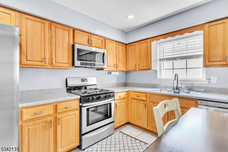 South Ironbound - Residential Income