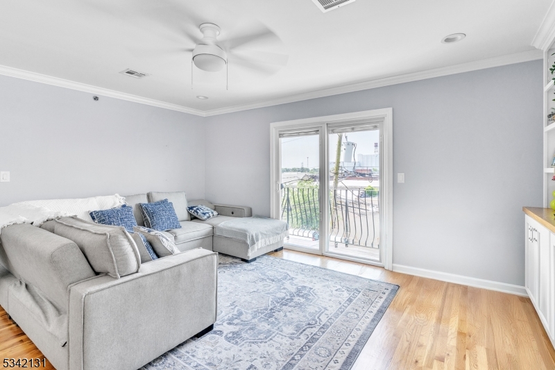 South Ironbound - Residential Income