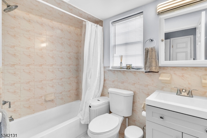 South Ironbound - Residential Income