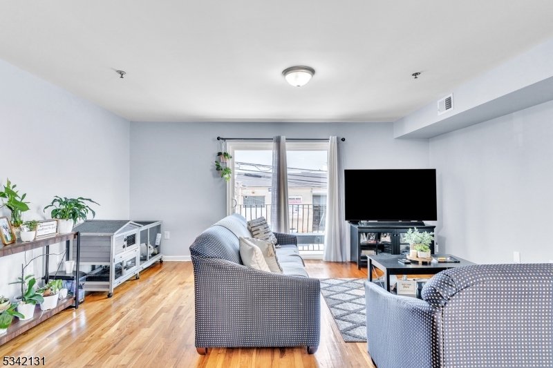 South Ironbound - Residential Income