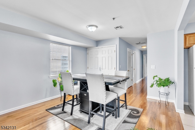 South Ironbound - Residential Income