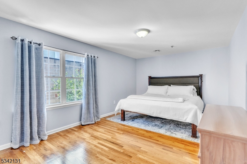 South Ironbound - Residential Income