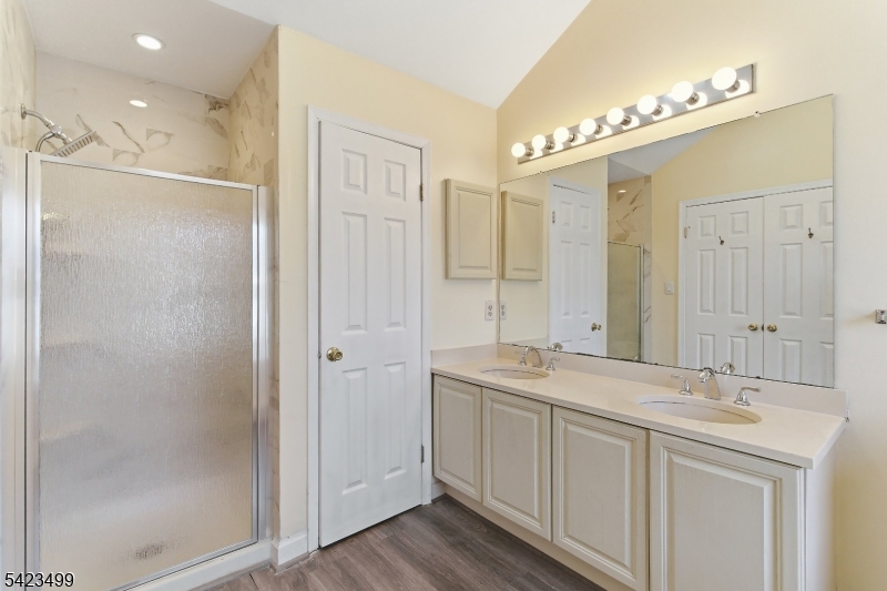 Nob Hill - Residential Lease