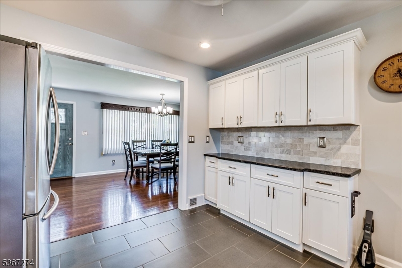 South Plainfield Boro, New Jersey 07080, United States, 3 Bedrooms Bedrooms, ,2 BathroomsBathrooms,Residential,Active,158788