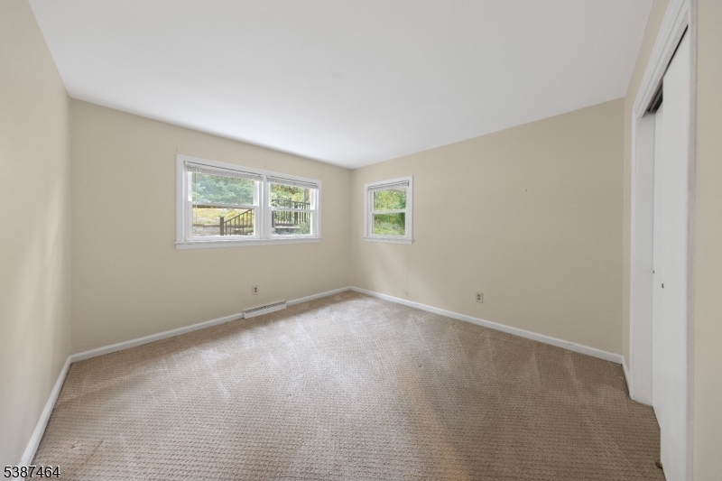 Pleasant Valley Lake - Residential Lease