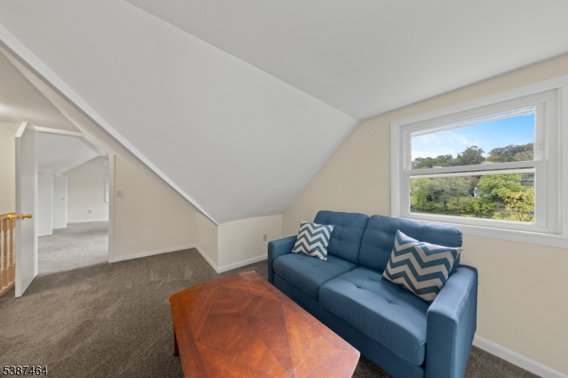 Pleasant Valley Lake - Residential Lease