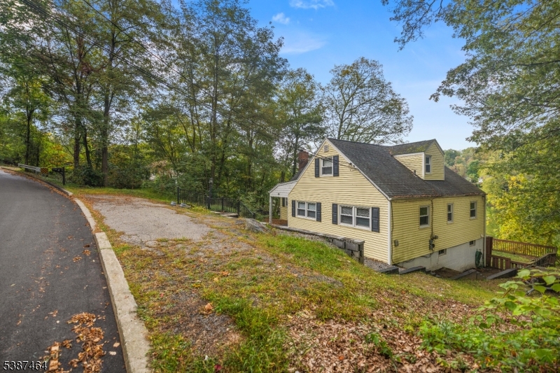 Pleasant Valley Lake - Residential Lease